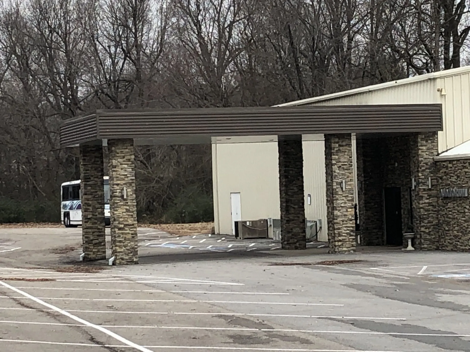 metal roof on awning